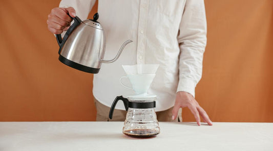 How does a coffee dripper work: A step-by-step guide