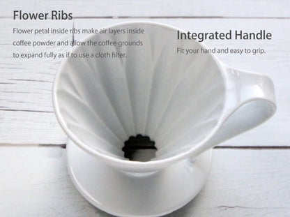 Flower Dripper - ARITA porcelain, with measuring spoon - kafeido roasters